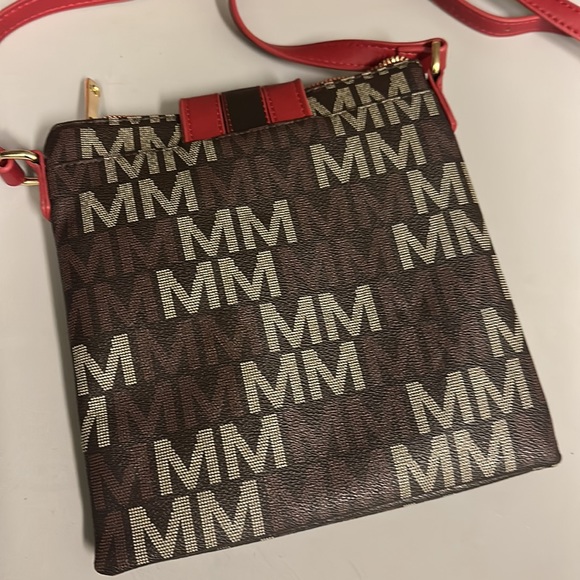 M Milan fashion designer cross body - Picture 4 of 5